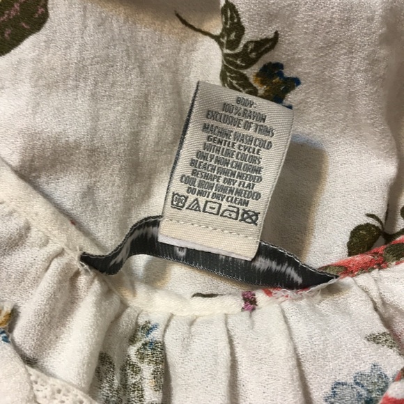 American Rag Floral Print Top - Picture 6 of 6